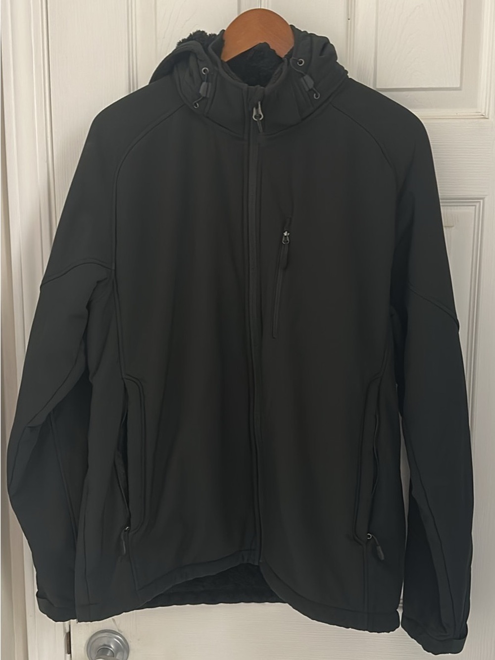 Men’s Kirkland Jacket Size Large